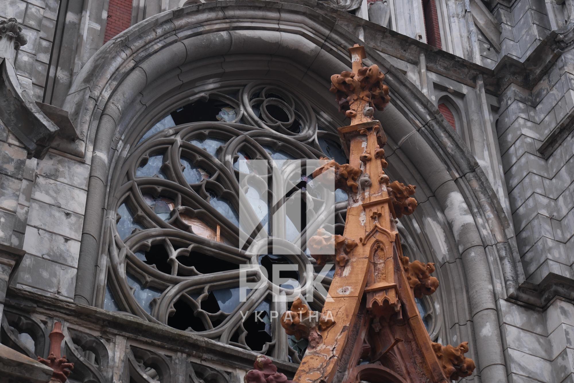 How St. Nicholas Church looks like after the morning shelling of Kyiv: photo